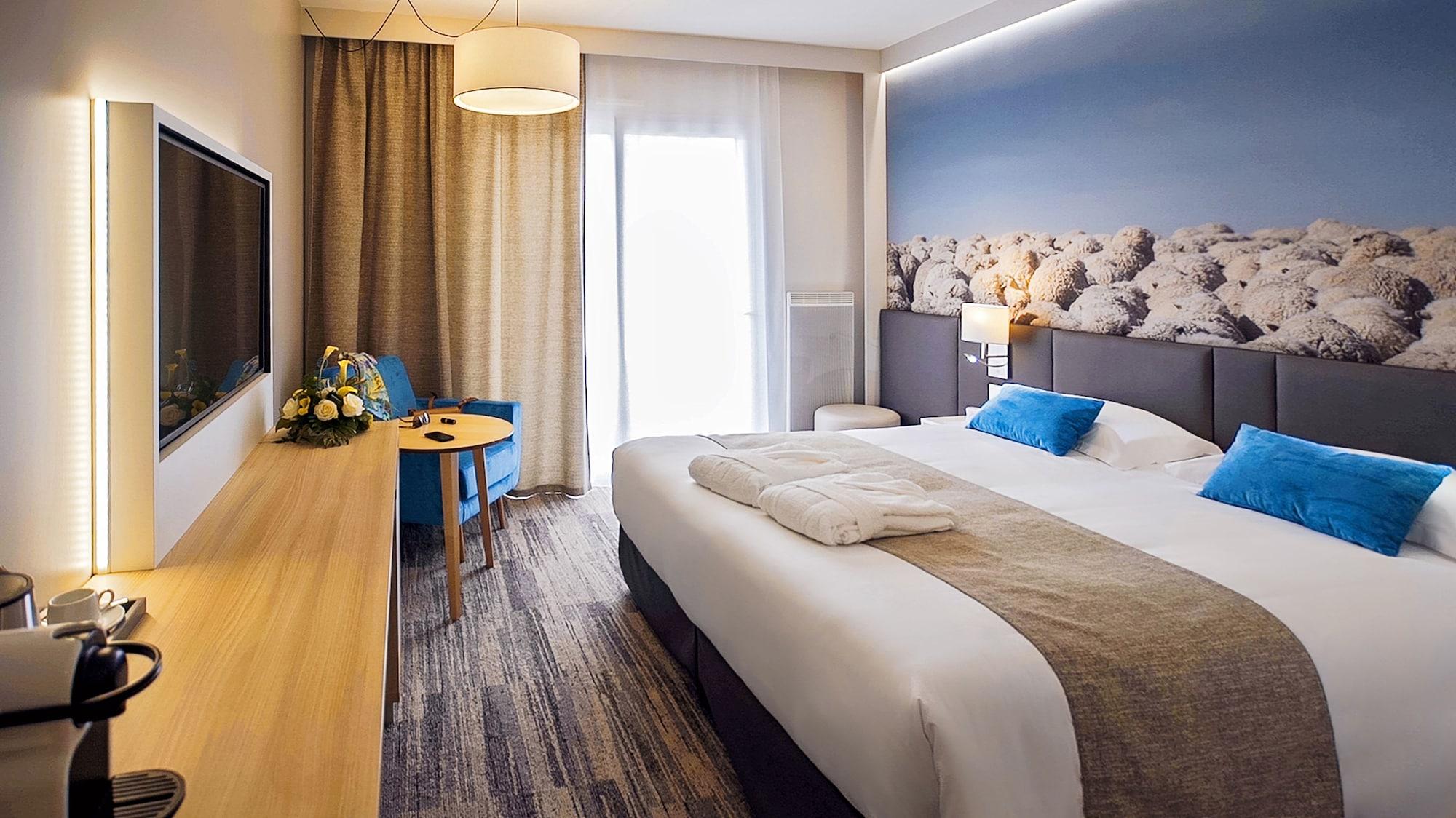 เมอร์เคียว กาสเทร ลอคซิตาน Hotel กัสทร์ ภายนอก รูปภาพ