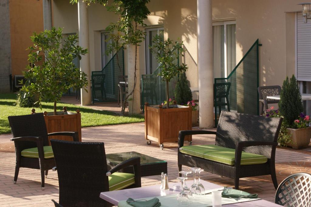 เมอร์เคียว กาสเทร ลอคซิตาน Hotel กัสทร์ ภายนอก รูปภาพ