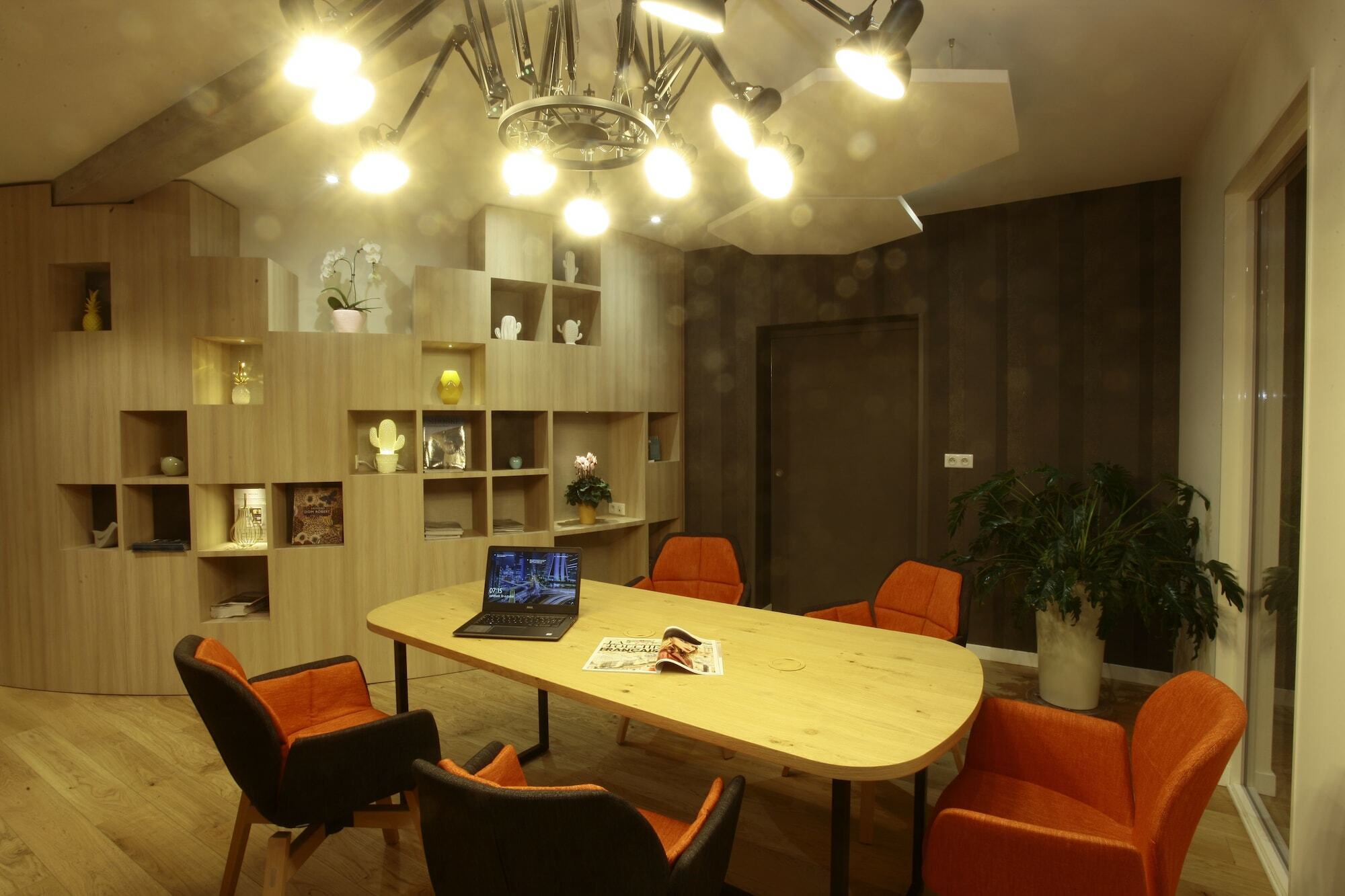 เมอร์เคียว กาสเทร ลอคซิตาน Hotel กัสทร์ ภายนอก รูปภาพ